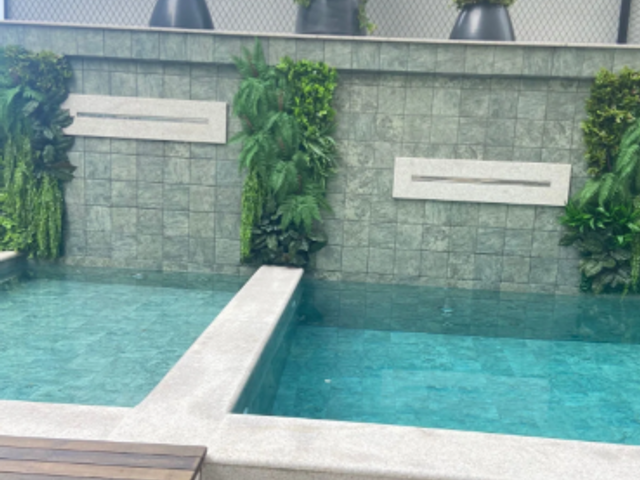 Apartamento com 249m² 4 quartos e 5 banheiros, à venda, no bairro Meia Praia em Itapema