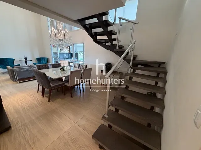Cobertura / Penthouse com 208m² 5 quartos e 6 banheiros, à venda, no bairro Vila Brandina em Campinas