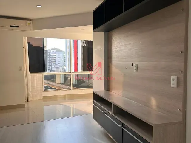 Apartamento com 40m² 1 quarto e 1 banheiro, para alugar, no bairro Praia do Canto em Vitória
