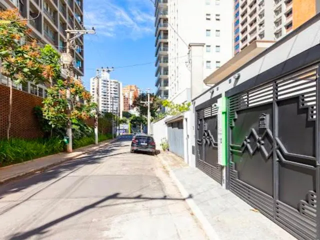Casa com 190m² 2 quartos e 3 banheiros, à venda, no bairro Vila Nova Conceição em São Paulo
