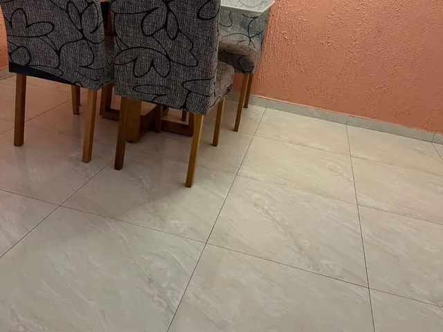 Apartamento 2 quartos e 1 banheiro, à venda, no bairro Jardim Helena em Carapicuíba