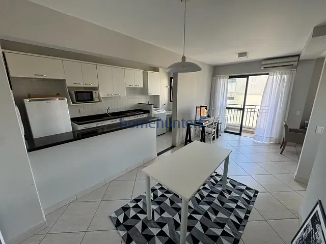 Apartamento 1 quarto e 1 banheiro, para alugar, no bairro Cambuí em Campinas
