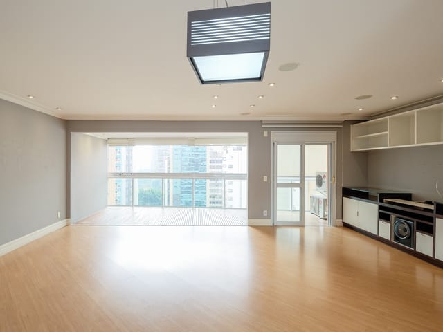 Apartamento com 124m² 3 quartos e 5 banheiros, à venda, no bairro Vila Olímpia em São Paulo