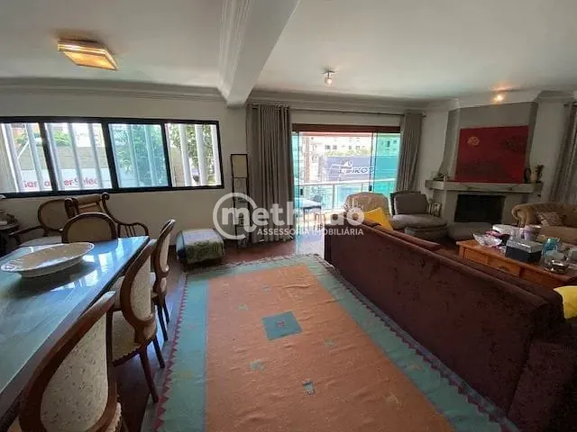 Apartamento com 307m² 4 quartos e 5 banheiros, à venda ou para alugar, no bairro Cambuí em Campinas