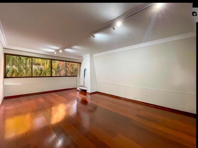 Apartamento com 217m² 4 quartos e 5 banheiros, à venda, no bairro Vila Andrade em São Paulo