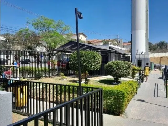 Apartamento 2 quartos e 1 banheiro, à venda, no bairro Jardim Petrópolis em Cotia