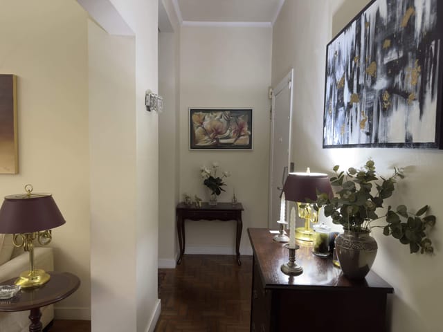 Apartamento com 220m² 4 quartos e 3 banheiros, à venda, no bairro Higienópolis em São Paulo