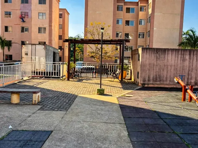 Apartamento 2 quartos e 1 banheiro, à venda, no bairro Jardim Petrópolis em Cotia