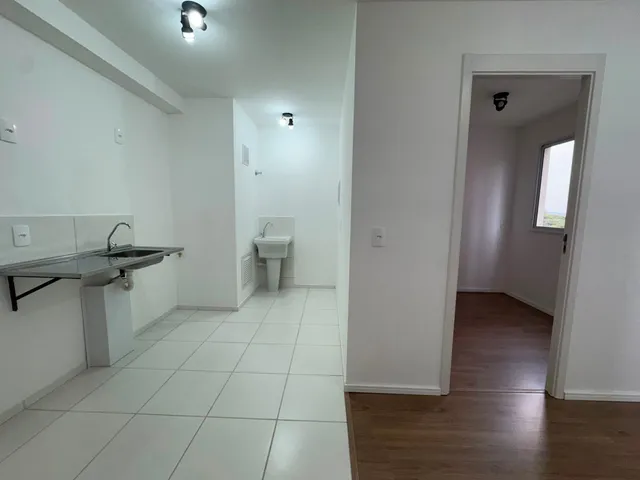 Apartamento com 36m² 2 quartos e 1 banheiro, para alugar, no bairro Alto de Santa Lúcia em Carapicuíba