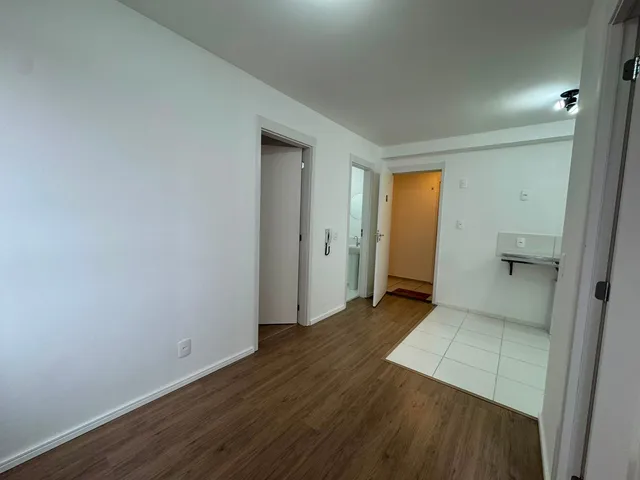 Apartamento com 36m² 2 quartos e 1 banheiro, para alugar, no bairro Alto de Santa Lúcia em Carapicuíba