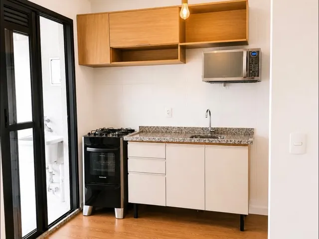 Apartamento 2 quartos e 1 banheiro, à venda ou para alugar, no bairro Vila Anastácio em São Paulo