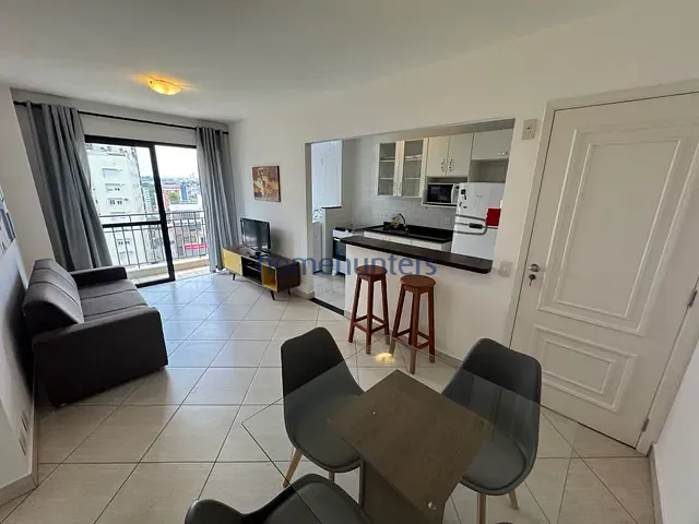 Apartamento 1 quarto e 1 banheiro, para alugar, no bairro Cambuí em Campinas