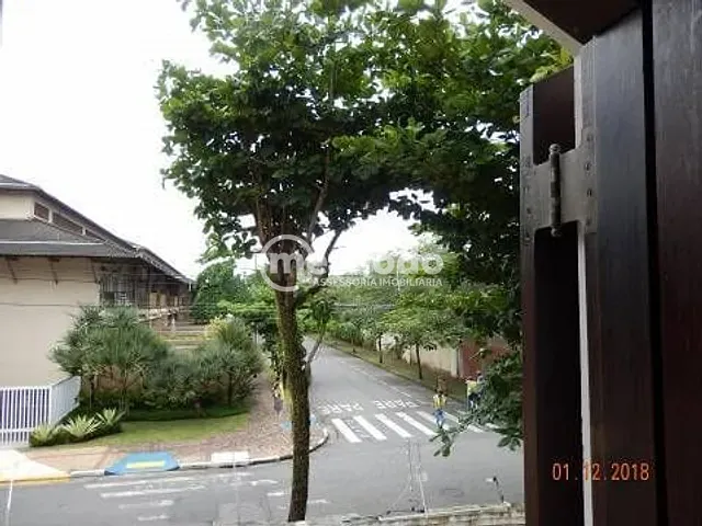 Apartamento com 104m² 3 quartos e 3 banheiros, à venda, no bairro Jardim Três Marias em Guarujá