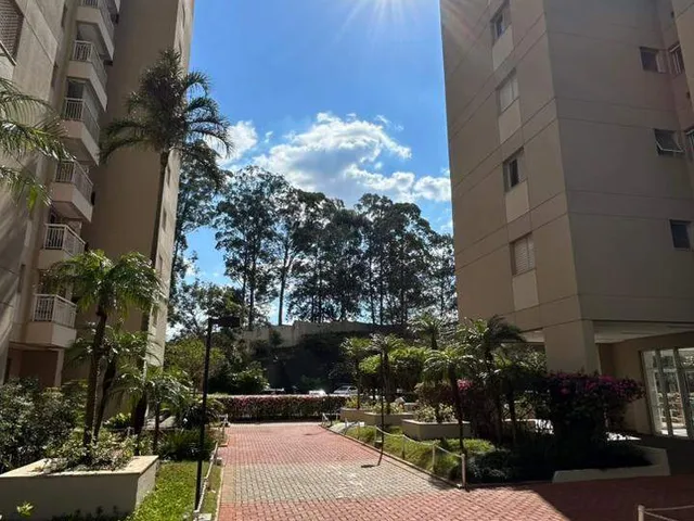 Apartamento 3 quartos e 3 banheiros, à venda, no bairro Jardim Maria Rosa em Taboão da Serra