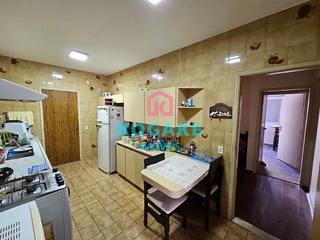 Apartamento 3 quartos e 1 banheiro, à venda, no bairro Vila Adyana em São José dos Campos