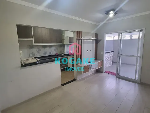 Apartamento 2 quartos e 1 banheiro, à venda, no bairro Vila Tesouro em São José dos Campos