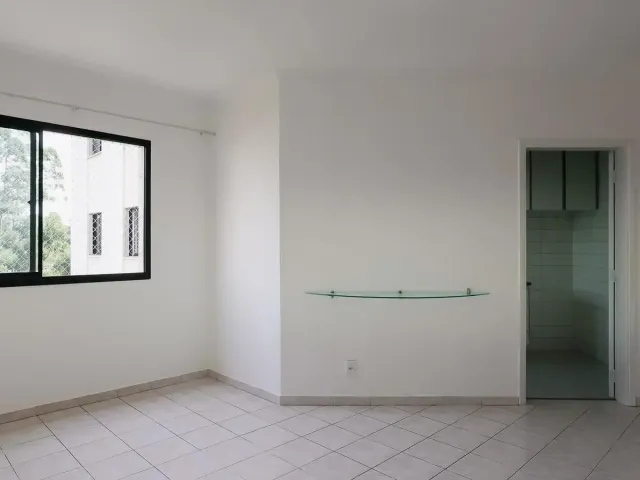 Apartamento 2 quartos e 1 banheiro, à venda, no bairro Parque Taboão em Taboão da Serra