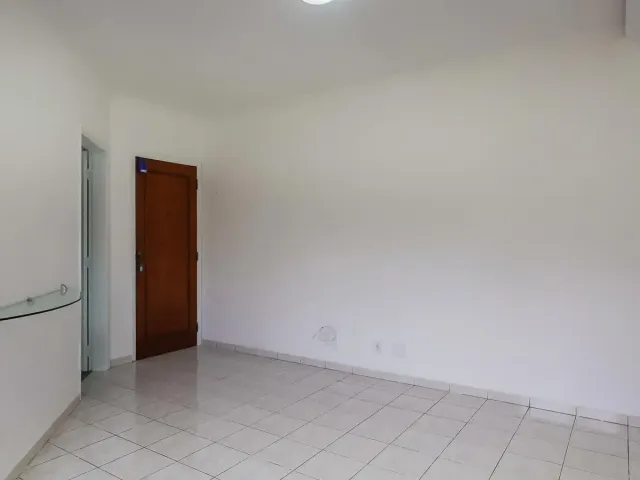 Apartamento 2 quartos e 1 banheiro, à venda, no bairro Parque Taboão em Taboão da Serra