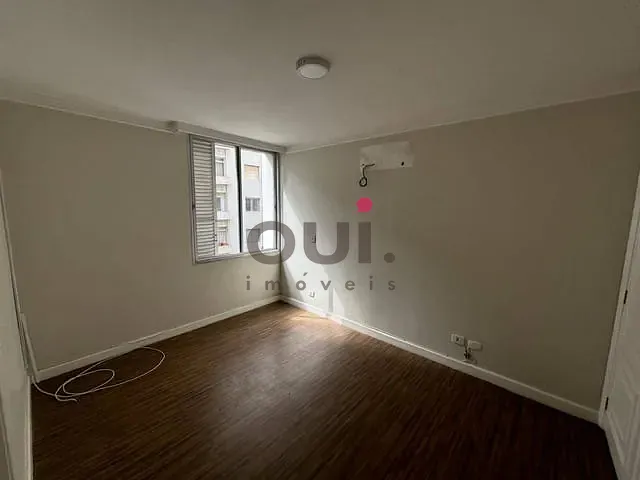 Apartamento 3 quartos e 2 banheiros, à venda, no bairro Itaim Bibi em São Paulo