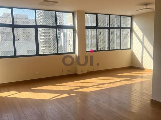 Apartamento 3 quartos e 2 banheiros, à venda ou para alugar, no bairro Itaim Bibi em São Paulo