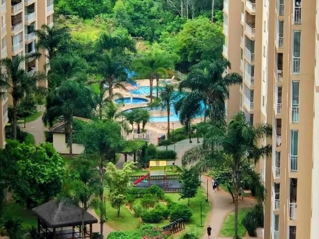 Apartamento 2 quartos e 2 banheiros, à venda, no bairro Jardim Tupanci em Barueri
