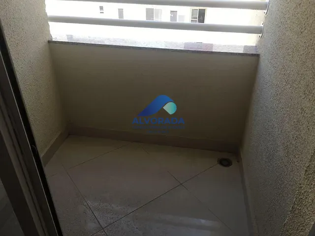 Apartamento 2 quartos e 1 banheiro, à venda, no bairro Jardim Oriente em São José dos Campos