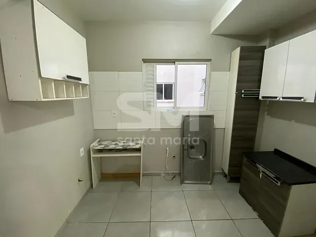Apartamento 2 quartos e 1 banheiro, para alugar, no bairro Pinheirinho em Chapecó