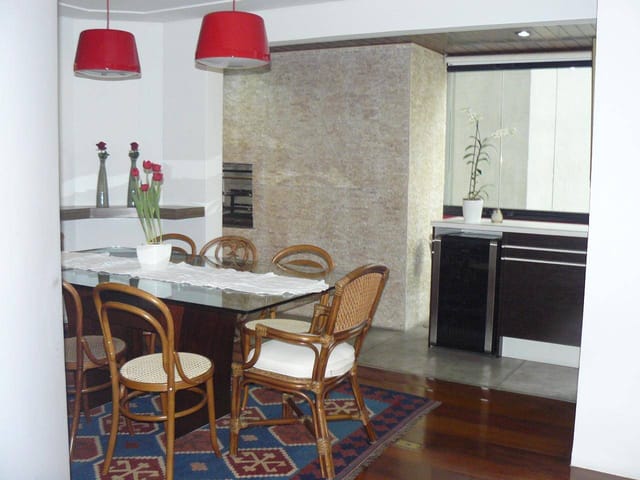 Apartamento com 182m² 4 quartos e 4 banheiros, à venda, no bairro Itaim Bibi em São Paulo