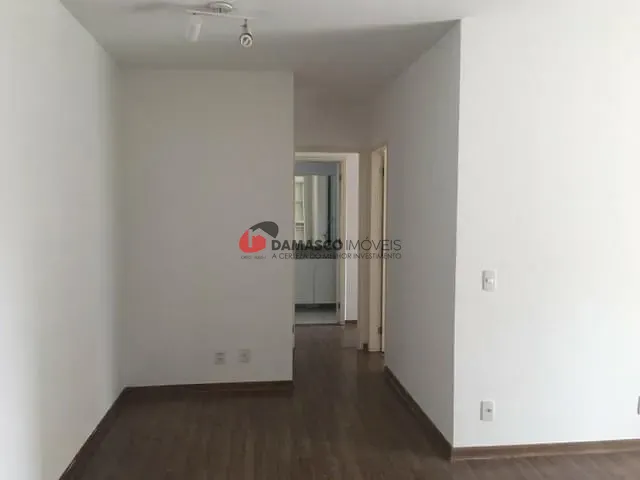 Apartamento 2 quartos e 1 banheiro, para alugar, no bairro Santa Paula em São Caetano do Sul
