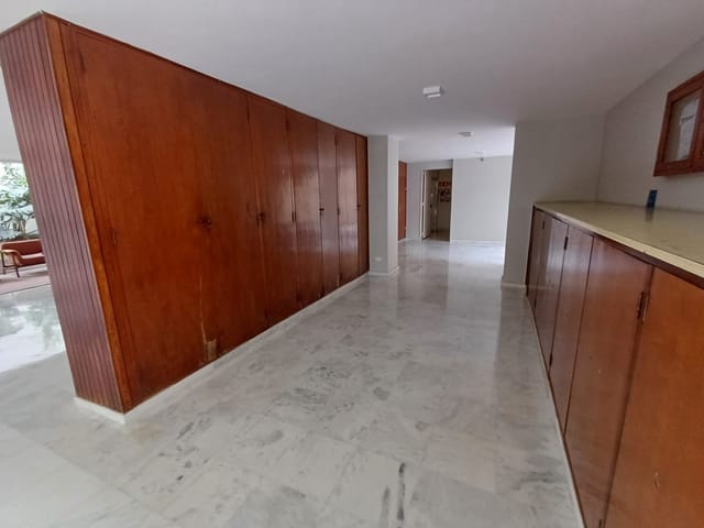 Apartamento com 196m² 3 quartos e 3 banheiros, à venda, no bairro Itaim Bibi em São Paulo