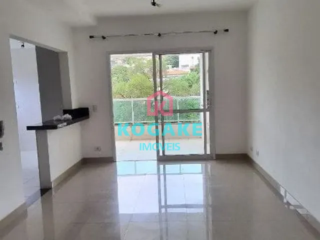 Apartamento com 93m² 3 quartos e 2 banheiros, à venda ou para alugar, no bairro Centro em Jacareí