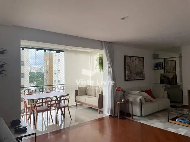 Apartamento com 200m² 3 quartos e 4 banheiros, à venda, no bairro Brooklin Novo em São Paulo