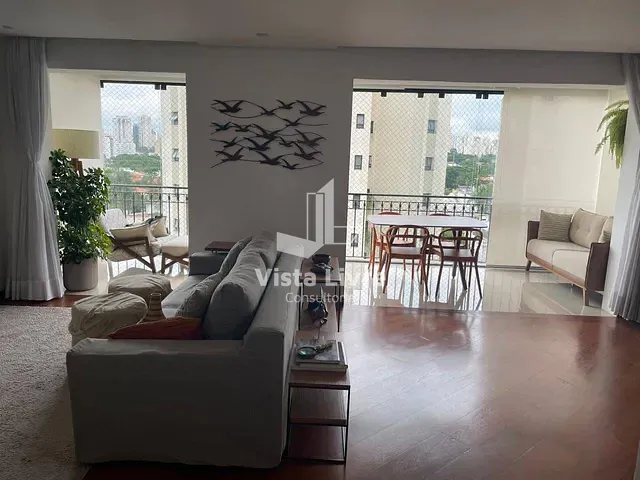 Apartamento com 200m² 3 quartos e 4 banheiros, à venda, no bairro Brooklin Novo em São Paulo
