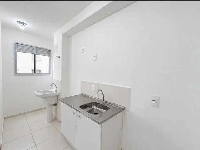 Apartamento com 29m² 1 quarto e 1 banheiro, para alugar, no bairro Alto de Santa Lúcia em Carapicuíba