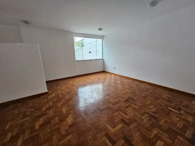 Apartamento com 85m² 2 quartos e 1 banheiro, para alugar, no bairro Vila Monumento em São Paulo