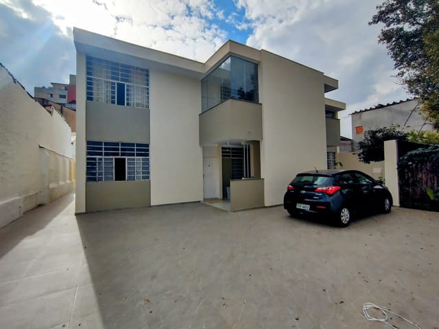 Apartamento com 85m² 2 quartos e 1 banheiro, para alugar, no bairro Vila Monumento em São Paulo