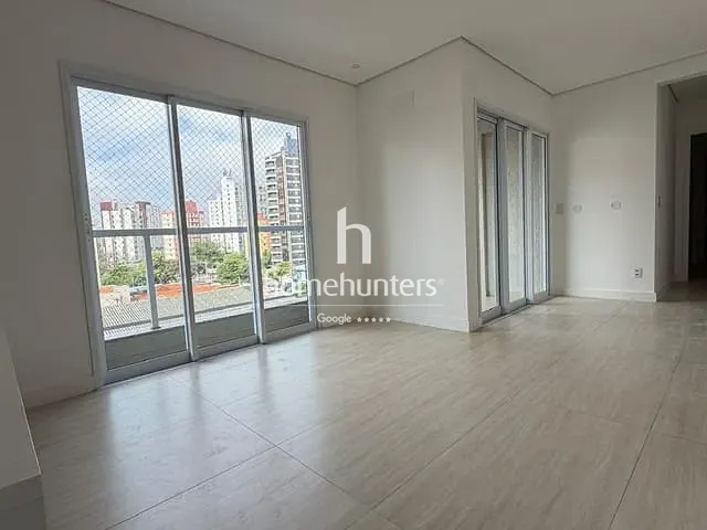 Apartamento 3 quartos e 2 banheiros, à venda ou para alugar, no bairro Vila Itapura em Campinas