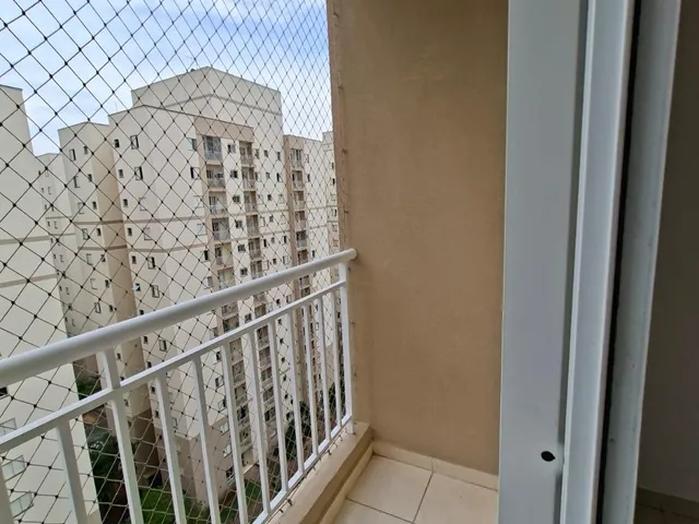 Apartamento com 58m² 2 quartos e 1 banheiro, para alugar, no bairro Jardim Tupanci em Barueri