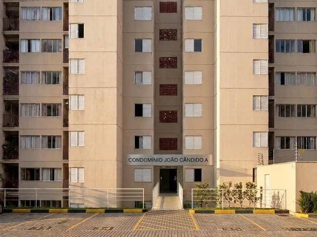Apartamento 2 quartos e 1 banheiro, à venda, no bairro Jardim Salete em Taboão da Serra