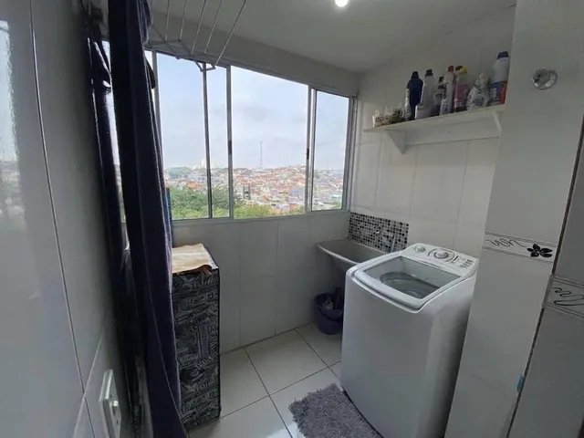 Apartamento 2 quartos e 1 banheiro, à venda, no bairro Jardim Salete em Taboão da Serra