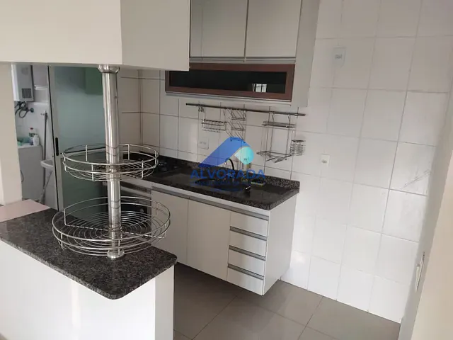 Apartamento 3 quartos e 1 banheiro, à venda, no bairro Vila Betânia em São José dos Campos