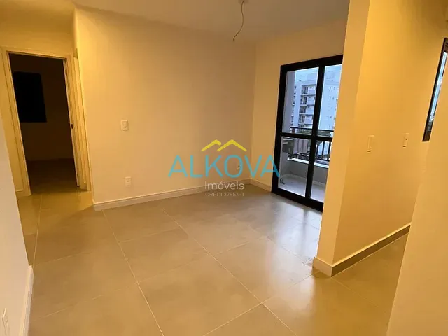 Apartamento 2 quartos e 2 banheiros, à venda ou para alugar, no bairro Parque Industrial em São José dos Campos