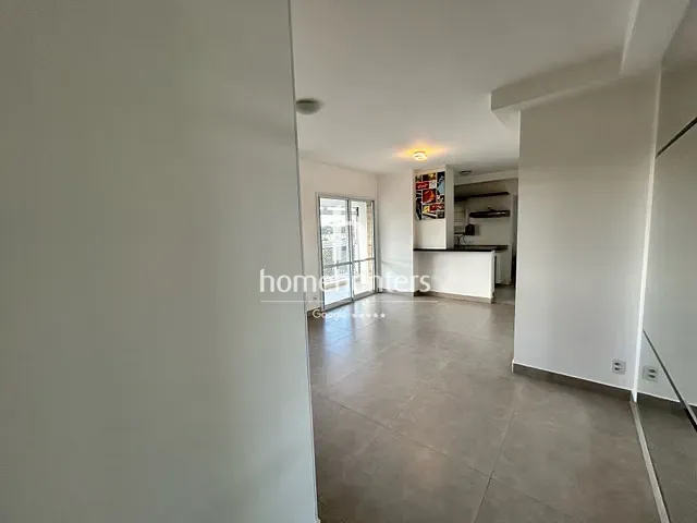 Apartamento 2 quartos e 2 banheiros, para alugar, no bairro Mansões Santo Antônio em Campinas