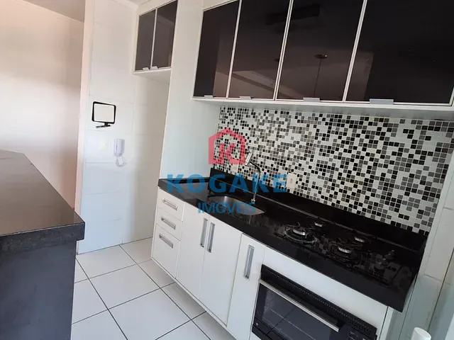 Apartamento 2 quartos e 2 banheiros, à venda ou para alugar, no bairro Jardim Veneza em São José dos Campos