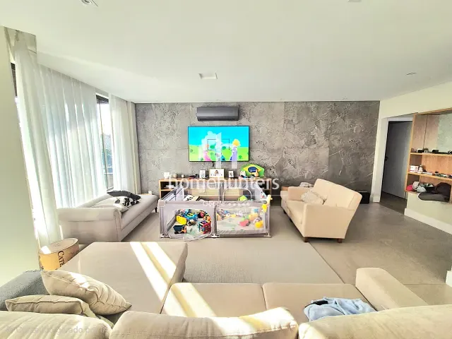 Apartamento com 284m² 4 quartos e 4 banheiros, à venda, no bairro Cambuí em Campinas