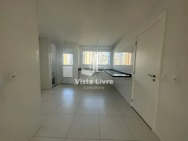 Apartamento com 164m² 4 quartos e 5 banheiros, à venda, no bairro Indianópolis em São Paulo