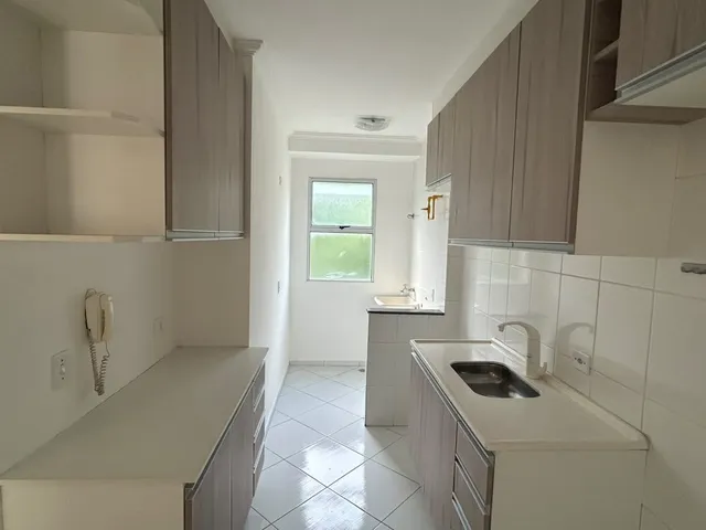 Apartamento 2 quartos e 1 banheiro, para alugar, no bairro Parque Frondoso em Cotia