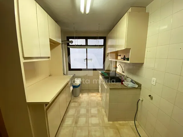 Apartamento com 428m² 4 quartos e 3 banheiros, para alugar, no bairro Centro em Chapecó