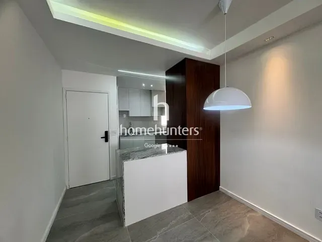Apartamento 2 quartos e 2 banheiros, à venda, no bairro Cambuí em Campinas
