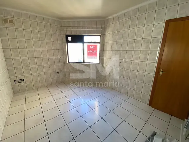Apartamento 3 quartos e 2 banheiros, para alugar, no bairro Centro em Chapecó